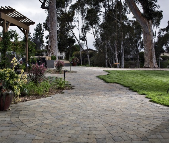 Paver walkway and retaining wall installation Vista CA by Panjia Outdoors